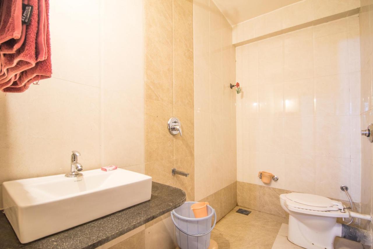 Hotel Yogiraj Palace Shegaon Екстериор снимка