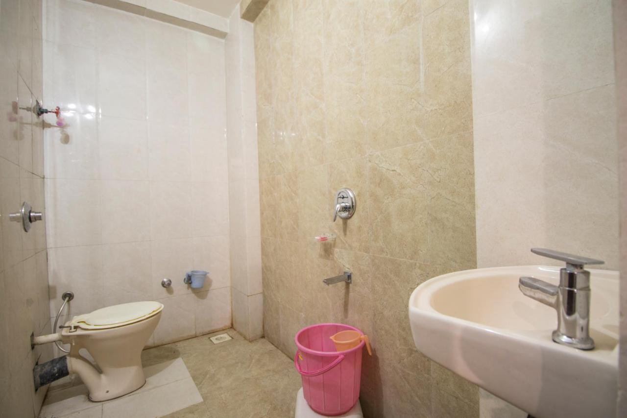 Hotel Yogiraj Palace Shegaon Екстериор снимка